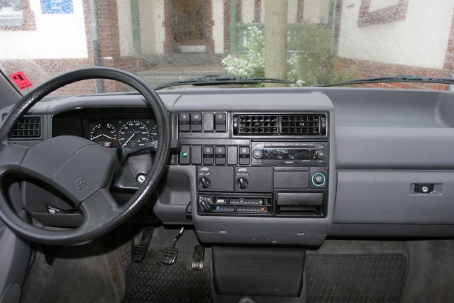 Vw T4 von waldi Ein- und Umbauten - Bild cockpit002.jpg