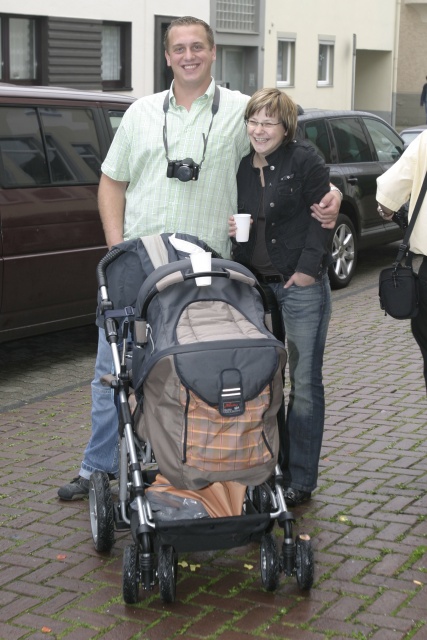 Standesamtliche Hochzeit von Sabrina und Peter - Bild IB_070810_119.jpg