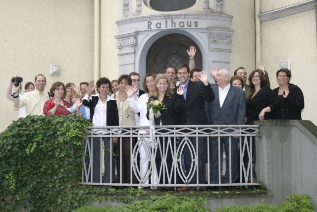 Standesamtliche Hochzeit von Sabrina und Peter - Bild IB_070810_145.jpg