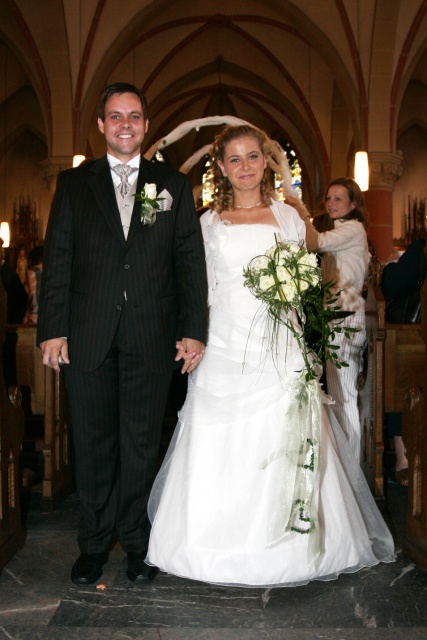 Kirchliche Hochzeit von Peter und Sabrina - Bild IB_070818_0148.jpg