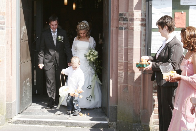 Kirchliche Hochzeit von Peter und Sabrina - Bild IB_070818_0151.jpg