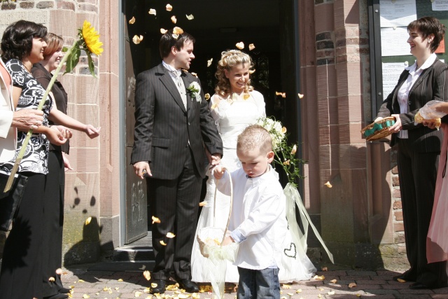 Kirchliche Hochzeit von Peter und Sabrina - Bild IB_070818_0157.jpg