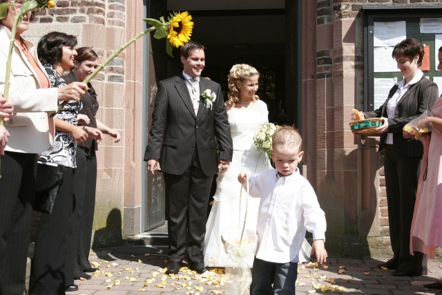 Kirchliche Hochzeit von Peter und Sabrina - Bild IB_070818_0159.jpg