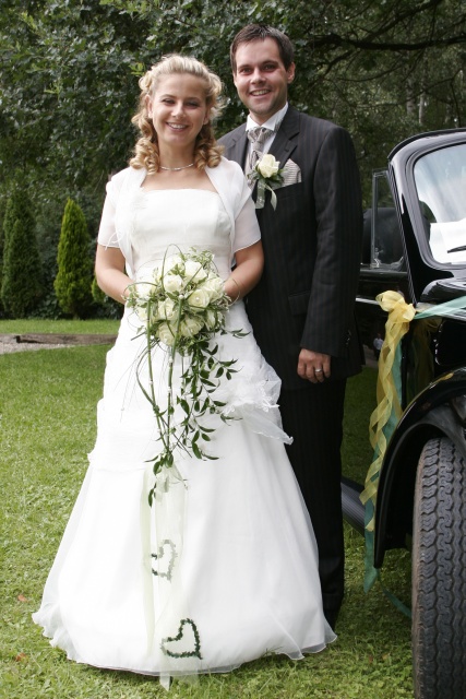 Kirchliche Hochzeit von Peter und Sabrina - Bild IB_070818_0404.jpg